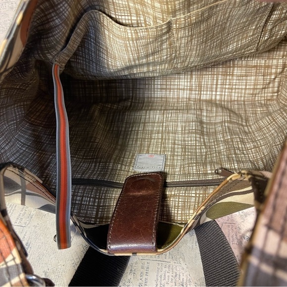 Orla Kiely Etc Collection - Midi Sling Bag - Picture 8 of 15